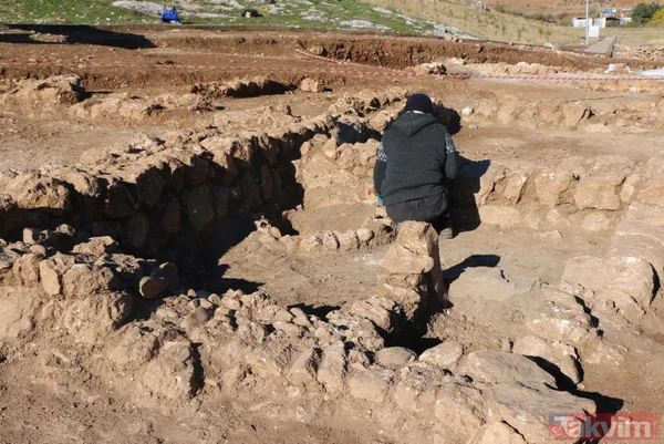 24 Mayıs'tan bu yana sürüyordu! Adıyaman'daki Pente Antik Kenti'ndeki kazılarda çok önemli bulgulara ulaşıldı - 24