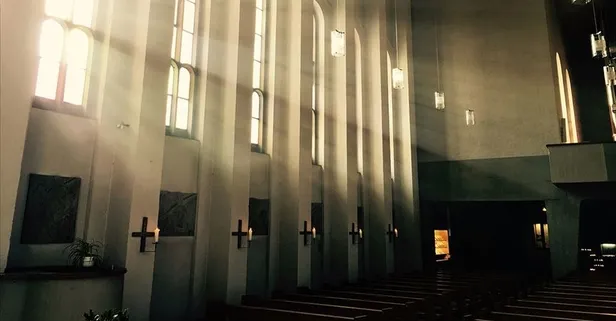 Başpiskoposluk cinsel istismar davaları için milyarlık tazminat ödeyecek!