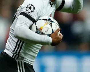 Beşiktaş’ta sakatlık şoku! Lifi koptu...
