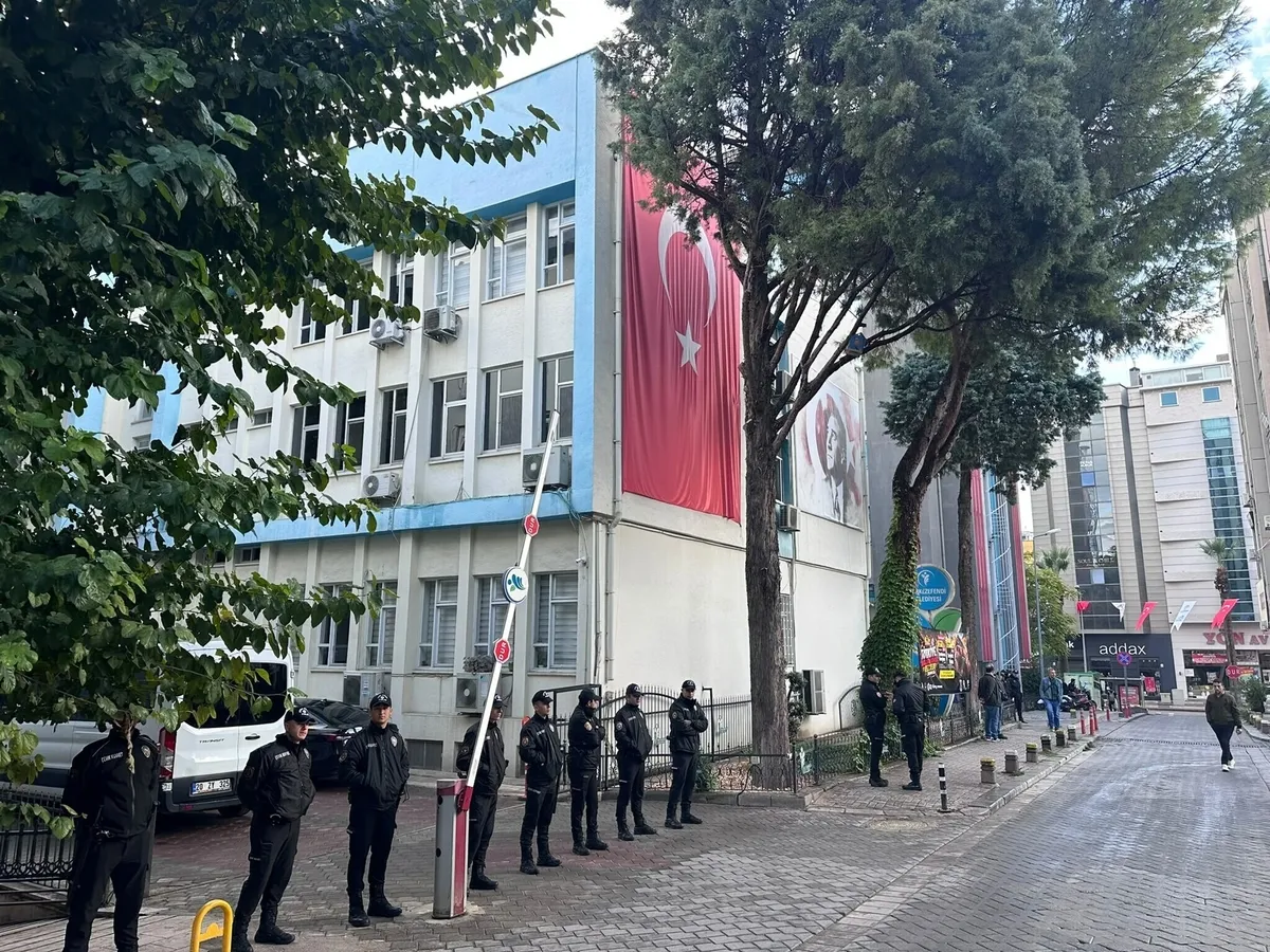 denizlide-merkezefendi-belediyesine-operasyon-1793084044119.jpeg Denizli’de Merkezefendi Belediyesi’ne operasyon: Şeniz Doğan ve eşi gözaltında-3