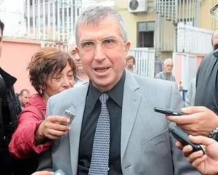 Bir kumpas daha çöktü