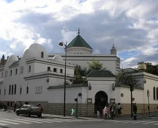 Fransa’dan skandal cami kararı!