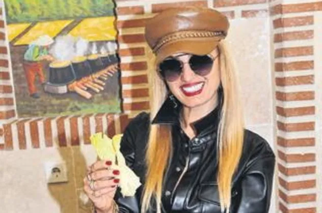 Tuğba Özay'dan Merve Boluğur’a destek