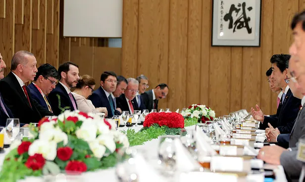 Başkan Erdoğan Japonya Başbakanı Şinzo Abe ile çalışma yemeğine katıldı-1