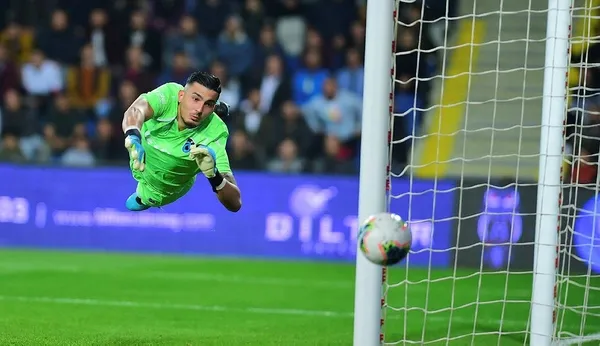 İtalyan devi Inter Uğurcan Çakır'ı transfer listesine ekledi-1