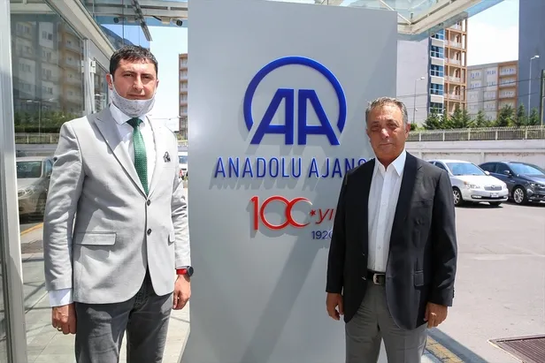 Son dakika: Beşiktaş Başkanı Ahmet Nur Çebi'den flaş Sergen Yalçın açıklaması: Umarım burada emekli olur-1