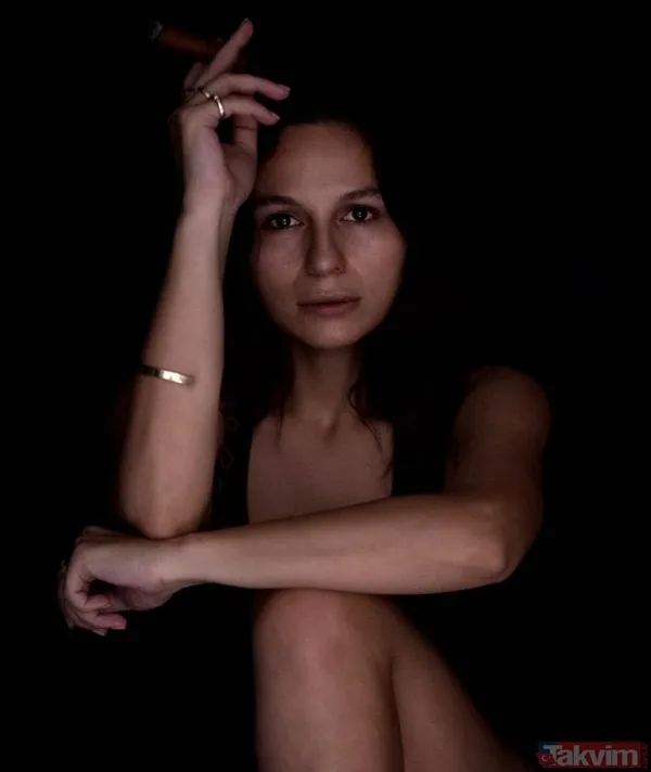 Annenin Sırrıdır Çocuk Meryem’i Selin Yeninci bornozlu pozlarıyla gündemde! İbrahim Tatlıses’in hayran kaldığı Selin ortalığı salladı - 15