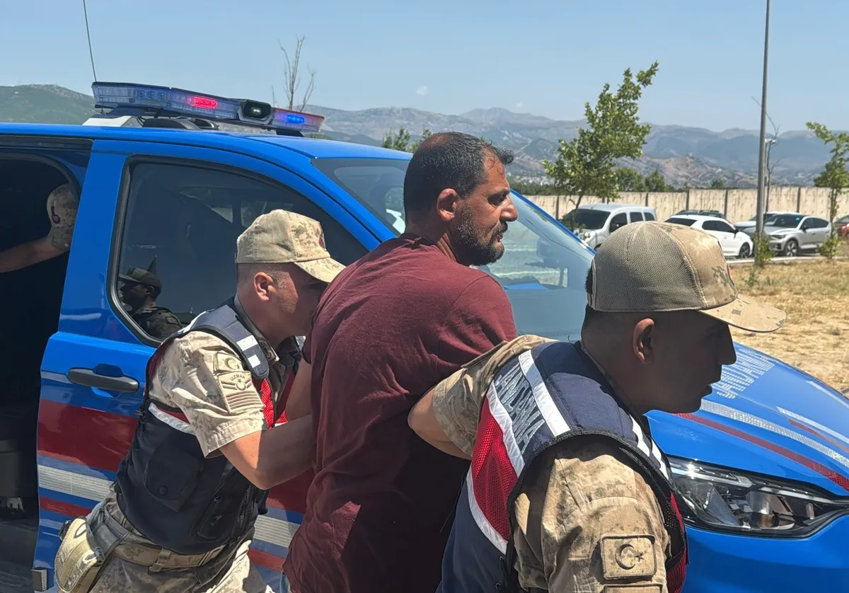 Doktor bilişimci korucu! 5 ilde Gülistan Doku operasyonu: Tuncay Sonel’in eşi Handan Sonel de gözaltında! 15 şüpheliden 2'si adliyeye sevk edildi-4