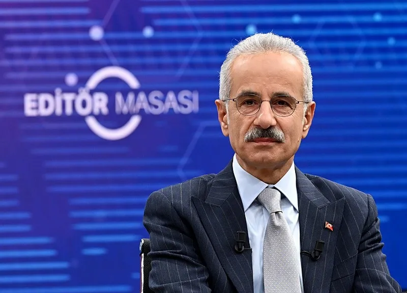 modern-hicaz-demir-yolu-projesi-bakan-acikladi-hurmuz-bogazina-kadar-gitmeyi-planliyoruz-1780479006288.jpeg Modern Hicaz Demir Yolu projesi! Bakan açıkladı: Hürmüz Boğazı'na kadar gitmeyi planlıyoruz-7
