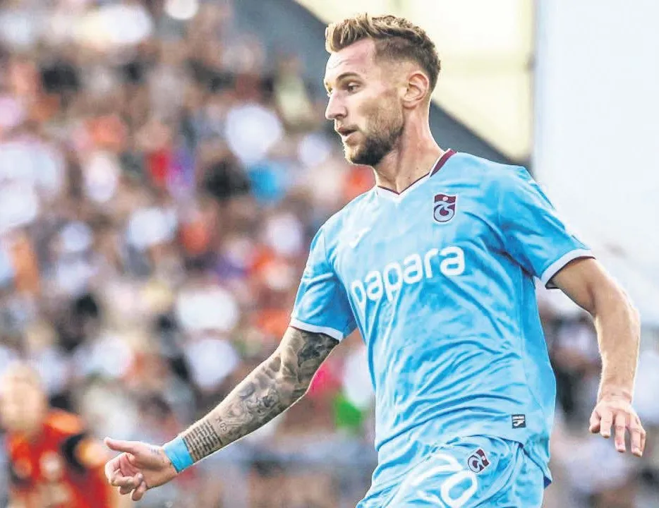 20 dakikada takımda kaldı