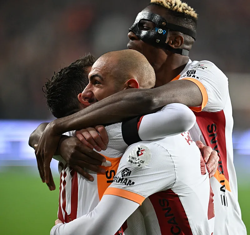 Galatasaray'da bir uçak daha bekleniyor! Transferde yeni bomba - 3