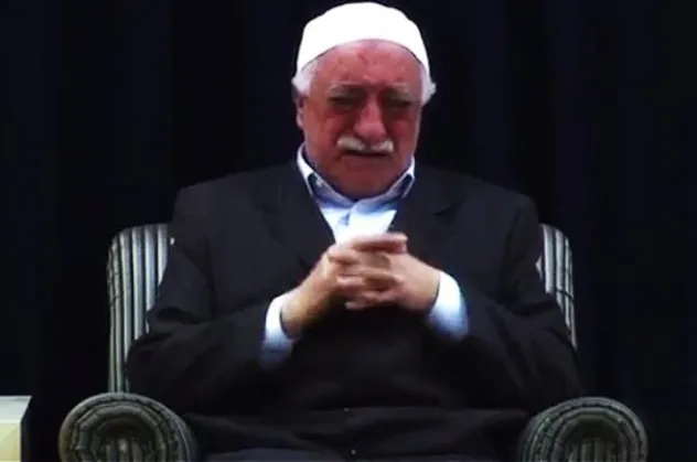 FETÖ'cüler bir kez daha morardı