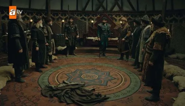 obaya-hain-baskin-kurulus-osman-84-bolum-fragmani-nefes-kesti-icerde-dogum-vardir-balayi-anami-birak-beni-al-g-1645651799626.jpg Oba’ya hain baskın! Kuruluş Osman 84. bölüm fragmanı nefes kesti: “İçerde doğum vardır! Bala’yı anamı bırak! Beni al gidelim!”-2