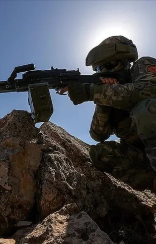 Kuzey Irak'ta teröre 'pençe': 7 PKK'lı öldürüldü