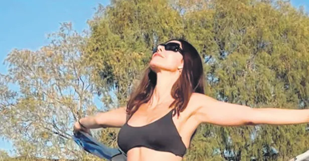 Defne Samyeli'nin iddialı bikini pozu sosyal medyaya damga vurdu! O fotoğrafın perde arkasını Takvim böyle görüntüledi