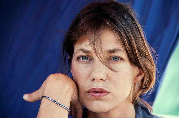 dunyaca-unlu-sanatci-jane-birkinden-aci-haber-paristeki-evinde-olu-bulundu-1689511870573.jpg Dünyaca ünlü sanatçı Jane Birkin’den acı haber! Paris’teki evinde ölü bulundu-8