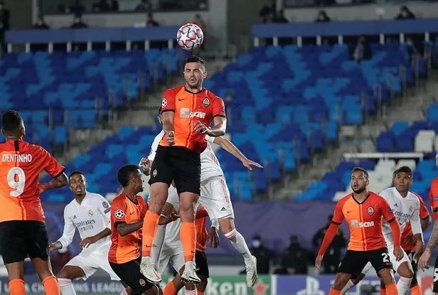 uefa-sampiyonlar-liginde-real-madrid-evinde-shakhtar-donetske-maglup-oldu-1603306605484.jpeg UEFA Şampiyonlar Ligi'nde Real Madrid evinde Shakhtar Donetsk'e mağlup oldu-2