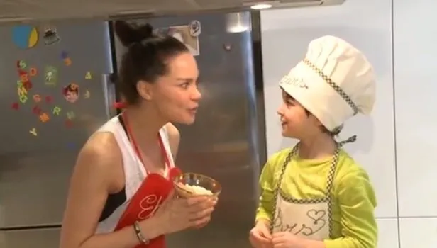 Harun Tan Kimdir Kac Yasinda Ne Is Yapiyor Ebru Salli Eski Esi Harun Tan Kim Ebru Salli Harun Tan Kac Cocugu Var Takvim