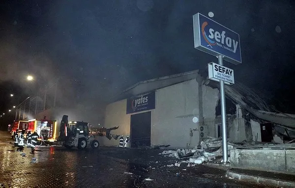 Kayseri'de fabrikada yangın çıktı! Çok sayıda itfaiye ekibi olaya müdahale ediyor-1