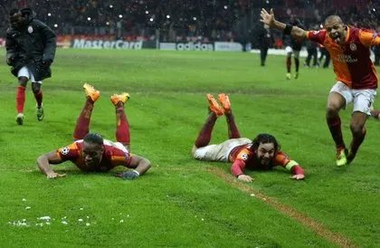 Galatasaray Juve’yi yıktı Twitter da yıkıldı