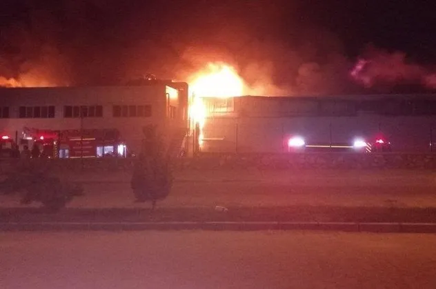Son dakika: Aydın'da fabrika yangını