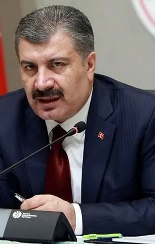 Sağlık Bakanı Fahrettin Koca koronavirüse yakalanan doktorun mesajını paylaştı: Maske bile yetmiyor