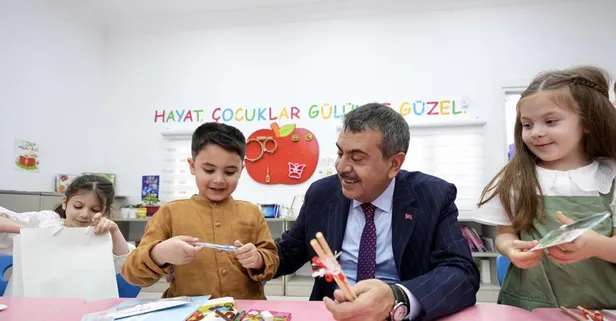 Türkiye Yüzyılı Maarif Modeli'ne OECD'den tam not! Ülkelere örnek gösterilmeye başlandı