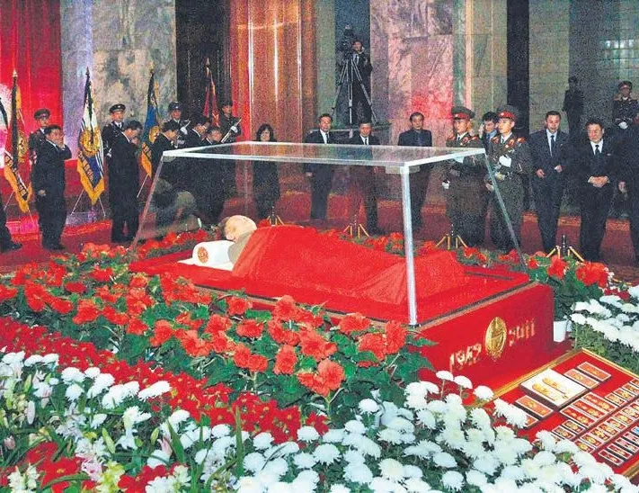 Tabuttaki Kim!