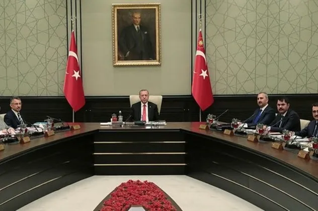 Son dakika: Kafeler kapatıldı mı açık mı? Kabine Toplantısı sonrası restoranlar hizmet verecek mi?
