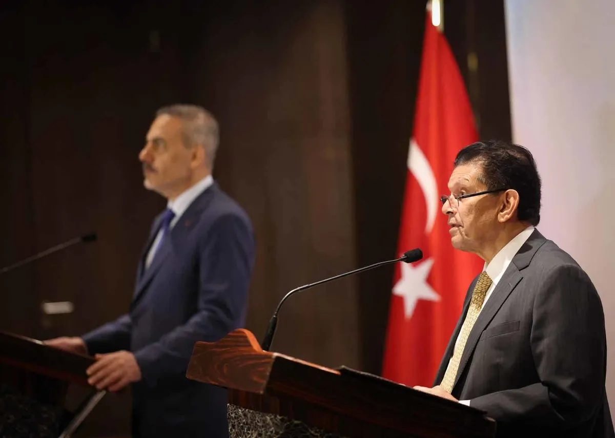 bakan-fidandan-dakkada-diplomasi-trafigi-turkiye-ile-banglades-arasinda-kulturel-is-birligi-gucleniyor-1780655750555.jpg Bakan Fidan’dan Dakka’da diplomasi trafiği: Türkiye ile Bangladeş arasında kültürel iş birliği güçleniyor-3