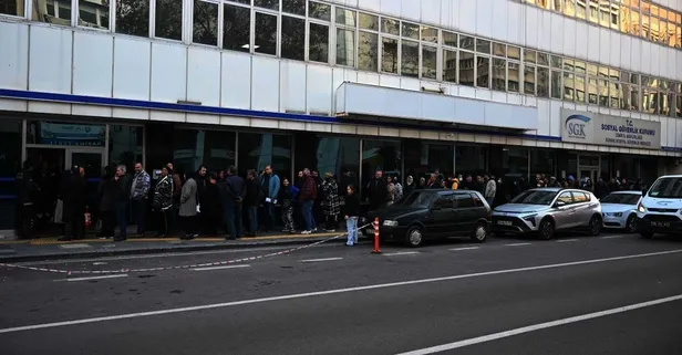 SGK emeklilik yaşınızı tak diye indiriyor: Erken emeklilikte bilinmeyen formül açıklandı