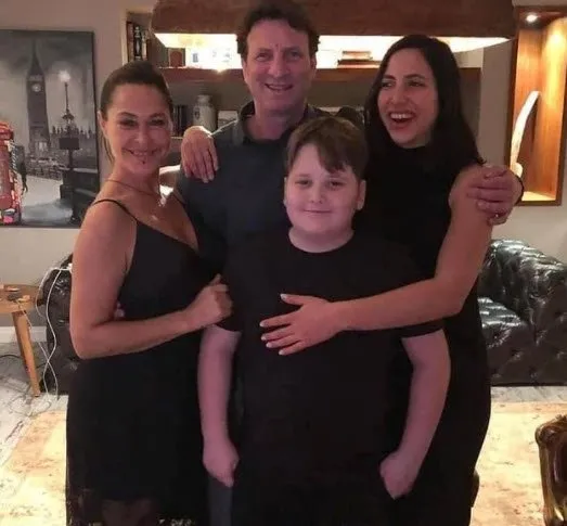 Hulya Avsar In Kizi Zehra Cilingiroglu Nun Son Halini Nasil Biliyorsaniz Unutun Zehra Gitti Kestirdi Cumle Aleme Gosterdi Takvim Hulya Avsar In Kizi Zehra Cilingiroglu Nun Son Halini Nasil Biliyorsaniz Unutun Zehra Gitti Kestirdi Cumle Aleme Gosterdi Takvim