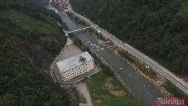 Öğrenciler ölümle burun burunaydı! Rize Ardeşen'de kaya parçalarına karşı çelik ağlar örülüyor - 3