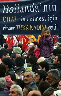 Bursa'da anlamlı pankart