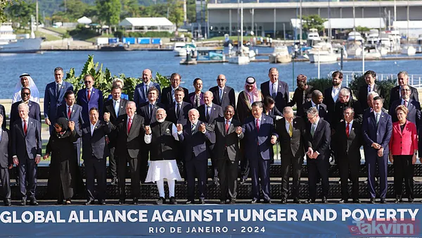 Başkan Recep Tayyip Erdoğan G20 Liderler Zirvesi'nde aile fotoğrafı çekimine katıldı | İşte o renkli kareler... - 4