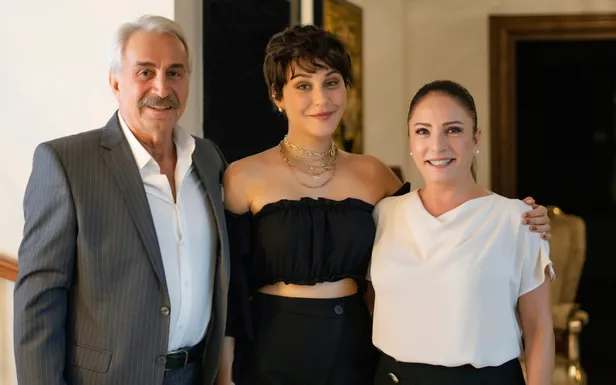 gaddar-bir-insansin-sen-kalp-yarasi-16-bolum-fragmani-olanlar-karsisinda-suurunu-yitirecek-1634020554767.jpg Gaddar bir insansın sen! Kalp Yarası 16. bölüm fragmanı: Olanlar karşısında şuurunu yitirecek-2