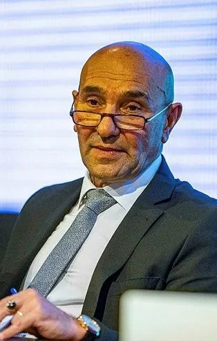 "Sağlık çalışanlarını yıl sonuna kadar ücretsiz taşıyacağım" diyen CHP'li Tunç Soyer çark etti