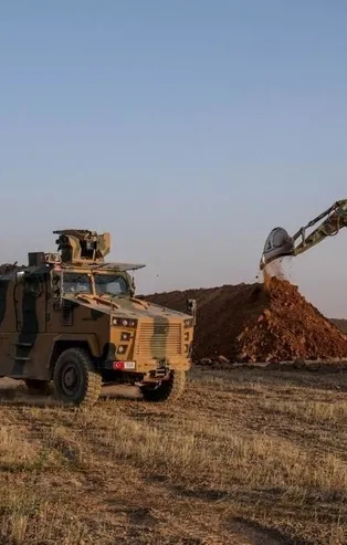 Barış Pınarı Harekâtı bölgesinde teröre 230 kilometrelik önlem