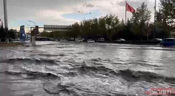 Sağanak ve dolu yağışı Ankara'yı yine felç etti! Yollar göle döndü, iş yerlerini su bastı - 34