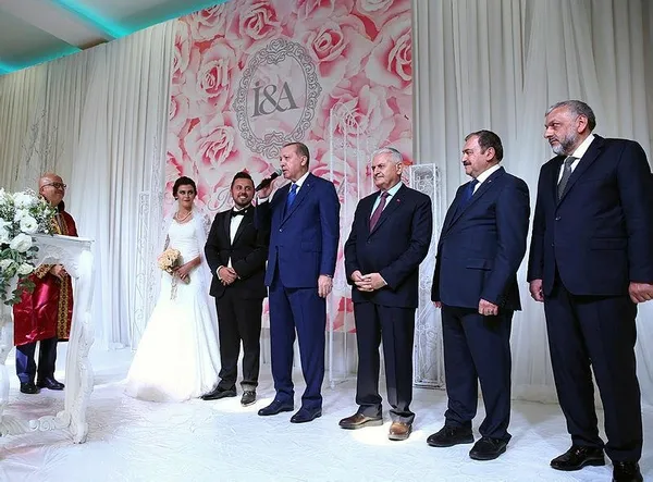 Cumhurbaşkanı Erdoğan nikah şahitliği yaptı-3