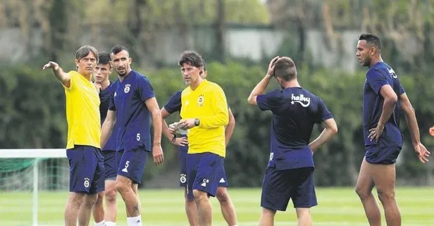 Fenerbahçe’de Phillip Cocu nefes aldırmadı!