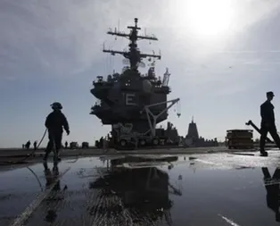 İran ABDyi Basra Körfezindeki savaş gemisini vurmakla tehdit etti