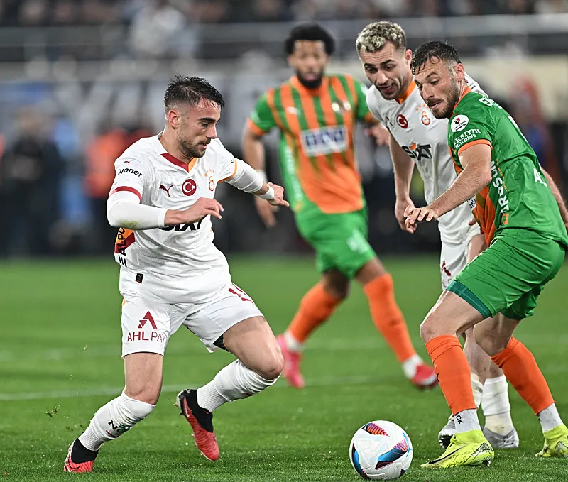 Galatasaray'dan Şampiyonlar Ligi hamlesi! O yıldız için teklif yolda - 1