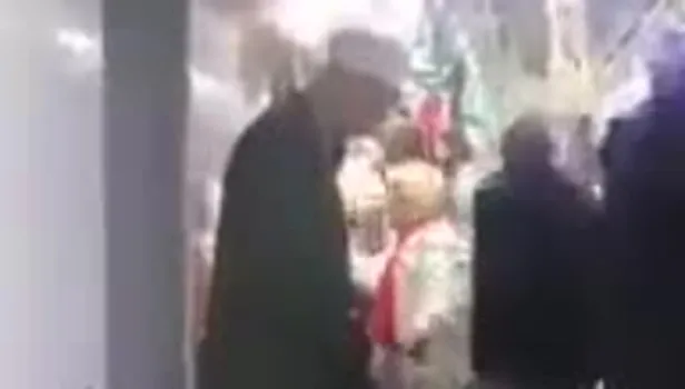 Metroda utanç görüntüsü! 28 Şubat zihniyeti yeniden sahnede