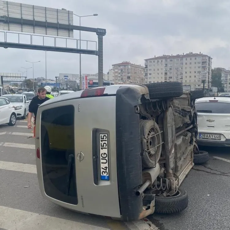 Avrasya Tüneli girişinde korkutan kaza! 3 araç birbirine girdi
