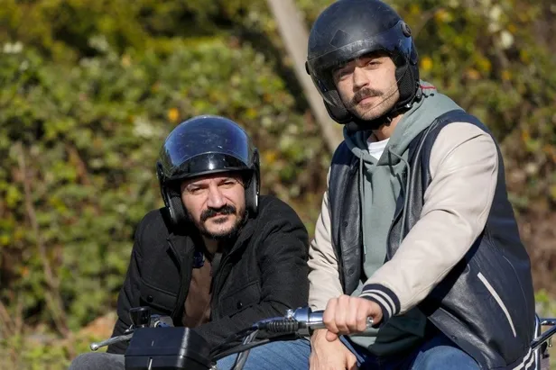 yildizlar-bana-uzak-1-bolum-canli-izle-atv-yildizlar-bana-uzak-dizisi-ilk-bolum-full-hd-kesintisiz-tamami-canl-1704039728462.jpg YILDIZLAR BANA UZAK 1. bölüm İZLE: ATV Yıldızlar Bana Uzak dizisi tekrar bölüm full, HD, kesintisiz, tamamı izle!-6
