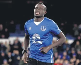 Devre arasında Niasse gelecek