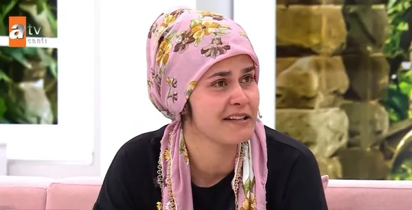 esra-erolda-bir-annenin-kahreden-isyani-hamileyken-sokaga-atildi-basina-gelmeyen-kalmadi-hem-evlat-acisi-yasad-1650386154032.jpg Esra Erol’da bir annenin kahreden isyanı! Hamileyken sokağa atıldı başına gelmeyen kalmadı! Hem evlat acısı yaşadı hem tecavüze uğradı-8
