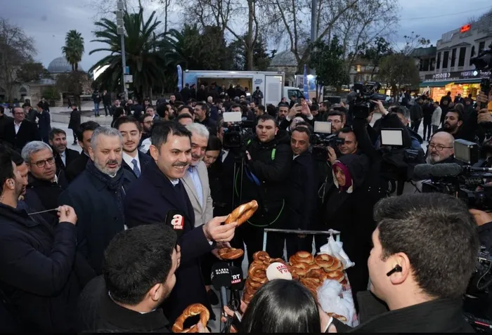 Cumhur İttifakı'nın İBB adayı Murat Kurum sahaya indi: Bizi hep sokakta göreceksiniz! İşimiz İstanbul olacak-6