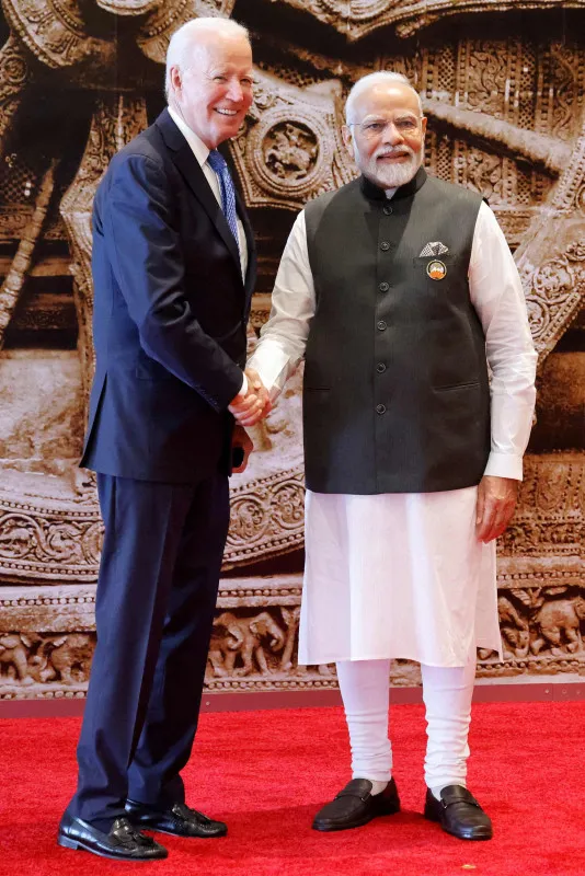 g20de-abd-cin-rekabeti-biden-ve-modi-bas-basa-gorustu-gazeteciler-toplantiya-alinmadi-1694254619173.jpg
